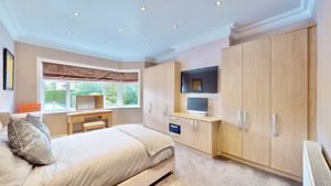 Photo 25- click for photo gallery